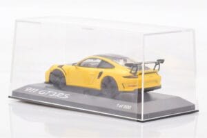 Porsche 911 991.2 GT3 RS Жълт Minichamps 1:43 WAX02020085 Метал — снимка 3 от 4
