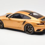 Porsche 911 991.2 Turbo S Exclusive Златен GT Spirit 1:18 - image 5 of 6