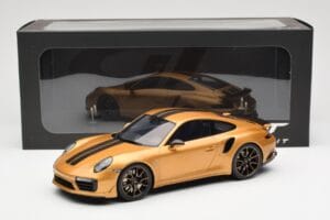 Porsche 911 991.2 Turbo S Exclusive Златен GT Spirit 1:18 GT444 Смола — снимка 6 от 6