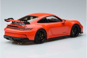 Porsche 911 992 GT3 Оранжев Norev 1:18 187300 Метал — снимка 3 от 7