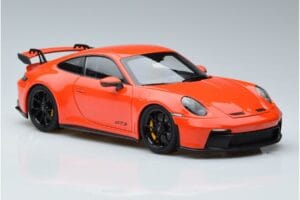 Porsche 911 992 GT3 Оранжев Norev 1:18 187300 Метал — снимка 5 от 7