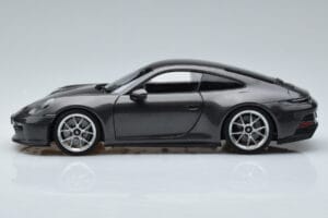 Porsche 911 992 GT3 Touring Package Сив Norev 1:18 187305 Метал — снимка 4 от 7