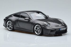 Porsche 911 992 GT3 Touring Package Сив Norev 1:18 187305 Метал — снимка 5 от 7