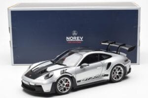 Porsche 911 992 GT3 Weissach Pack GT Сребрист Металик Norev 1:18 187366 Метал — снимка 8 от 8