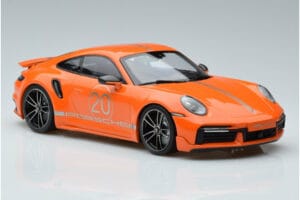 Porsche 911 992 Turbo S China 20th Anniversary Оранжев Minichamps 1:18 155069171 Метал — снимка 4 от 6