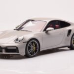 Porsche 911 992 Turbo S Crayon Сив GT Spirit 1:18