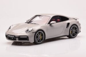 Porsche 911 992 Turbo S Crayon Сив GT Spirit 1:18