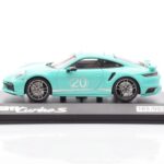 Porsche 911 992 Turbo S Mint Зелен Minichamps 1:43