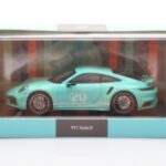 Porsche 911 992 Turbo S Mint Зелен Minichamps 1:43 - image 4 of 4