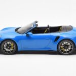 Porsche 911 992 Turbo S Shark Син GT Spirit 1:18 - image 3 of 6