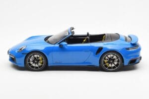 Porsche 911 992 Turbo S Shark Син GT Spirit 1:18 GT441 Смола — снимка 3 от 6