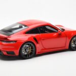 Porsche 911 992 Turbo S Sport Design Червен Minichamps 1:18 - image 3 of 8