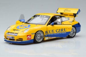 Porsche 911 996 GT3 Cup #88 Macau Winner 2005 AUTOart 1:18 80574 Метал — снимка 2 от 7