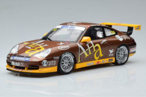Porsche 911 996 GT3 Cup M. Marsh Carrera Cup Asia Winner 2004 AUTOart 1:18