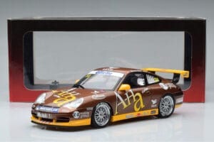 Porsche 911 996 GT3 Cup M. Marsh Carrera Cup Asia Winner 2004 AUTOart 1:18 80489 Метал — снимка 7 от 7