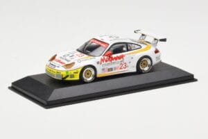 Porsche 911 996 GT3 RS McKenna #23 T. Bernhard / J. Bergmeister / M. Maassen 12 Hours of Sebring 2004 Minichamps 1:43 4000464 — снимка 2 от 4