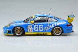 Porsche 911 996 GT3 R #6 24 Hours of Daytona GT Class Winner 2002 AUTOart 1:18 80273 Метал — снимка 4 от 7
