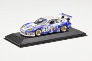 Porsche 911 996 GT3 RS #75 Khan / Sugden / Smith 24 Hours of Le Mans 2004 Minichamps 1:43 400046975 Метал — снимка 2 от 4