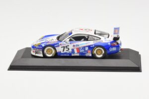 Porsche 911 996 GT3 RS #75 Khan / Sugden / Smith 24 Hours of Le Mans 2004 Minichamps 1:43