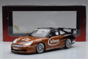 Porsche 911 996 GT3 R #2 S. Miau Carrera Cup Asia 2004 AUTOart 1:18 80488 Метал — снимка 7 от 7