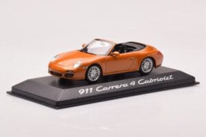 Porsche 911 997 Carrera 4 Кабриолет Оранжев Металик Minichamps 1:43 WAP02001618 Метал — снимка 2 от 4