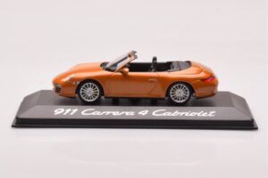Porsche 911 997 Carrera 4 Кабриолет Оранжев Металик Minichamps 1:43