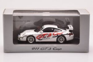 Porsche 911 997 GT3 Cup Porsche Carrera Cup Asia 2006 Minichamps 1:43 WAP02012617PAP Метал — снимка 4 от 4