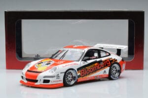 Porsche 911 997 GT3 Cup #98 P. Ma Carrera Cup Asia 2006 AUTOart 1:18 80689 Метал — снимка 7 от 7