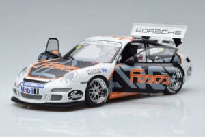 Porsche 911 997 GT3 Cup #33 M. Marsh Carrera Cup Asia 2006 AUTOart 1:18 80782 Метал — снимка 2 от 7