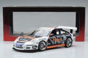 Porsche 911 997 GT3 Cup #33 M. Marsh Carrera Cup Asia 2006 AUTOart 1:18 80782 Метал — снимка 7 от 7