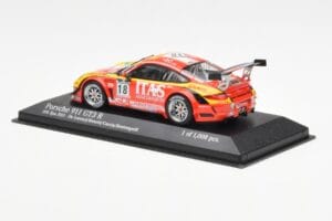 Porsche 911 997 GT3 R ITAS #18 De Lorenzi / Bonetti / Caccia / Bontempelli 24 Hours of Spa 2011 Minichamps 1:43 400118918 Мет — снимка 3 от 4