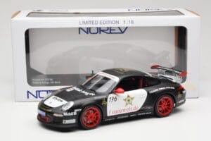 Porsche 911 997 GT3 RS #176 Team Ring Police VLN 2011 Norev 1:18 187570 Метал — снимка 8 от 8
