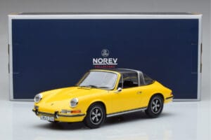 Porsche 911 E Targa Norev 1:18 187643 Метал — снимка 7 от 7