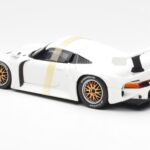 Porsche 911 GT1 Бял UT Models 1:18 - image 5 of 6