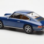 Porsche 911 S 901 Синьо Norev 1:18 - image 5 of 6