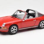 Porsche 911 Targa S Червен Schuco 1:18 - image 3 of 9