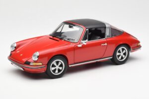 Porsche 911 Targa S Червен Schuco 1:18