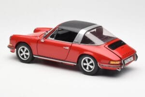 Porsche 911 Targa S Червен Schuco 1:18 450036200 Метал — снимка 8 от 9