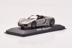 Porsche 918 Spyder Сив Металик Minichamps 1:43 WAP0201910B Метал — снимка 2 от 4