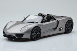 Porsche 918 Spyder Прототип Сив Металик Minichamps 1:18