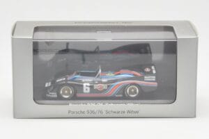 Porsche 936/76 Martini #6 Schwarze Witwe Minichamps 1:43 WAP02000518 Метал — снимка 4 от 4