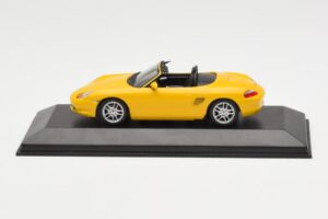 Porsche Boxster 986 Жълт Minichamps 1:43