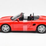 Porsche Boxster 986 Червен UT Models 1:18 - image 3 of 6