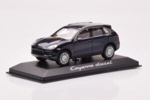 Porsche Cayenne 9PA Diesel Тъмносин Minichamps 1:43 WAP0200030B Метал — снимка 2 от 4