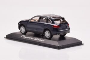Porsche Cayenne 9PA Diesel Тъмносин Minichamps 1:43 WAP0200030B Метал — снимка 3 от 4
