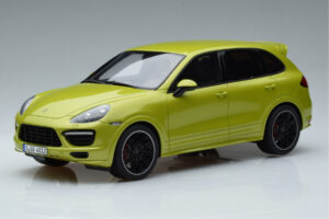 Porsche Cayenne GTS 92A Peridot Зелен GT Spirit 1:18