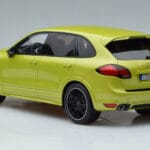 Porsche Cayenne GTS 92A Peridot Зелен GT Spirit 1:18 - image 5 of 6