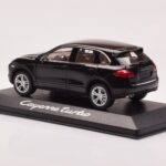 Porsche Cayenne 92A Turbo Черен Minichamps 1:43 - image 3 of 4