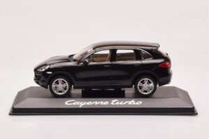Porsche Cayenne 92A Turbo Черен Minichamps 1:43