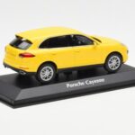 Porsche Cayenne 92A Жълт MaxiChamps 1:43 - image 2 of 4